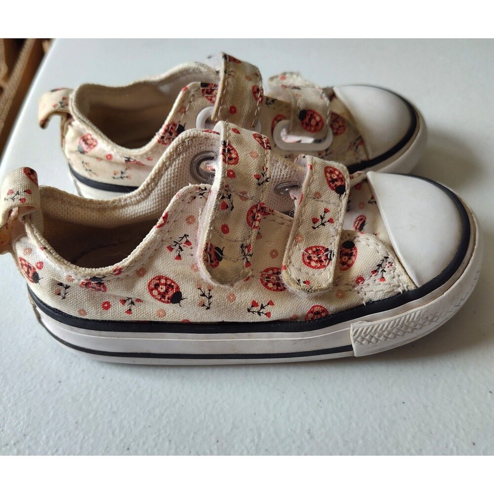 Infant Ladybug Print Converse Shoes size US 6